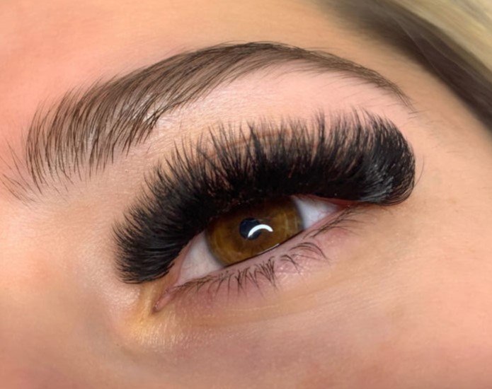 Mega Volume Eyelashes (5D or 6D)