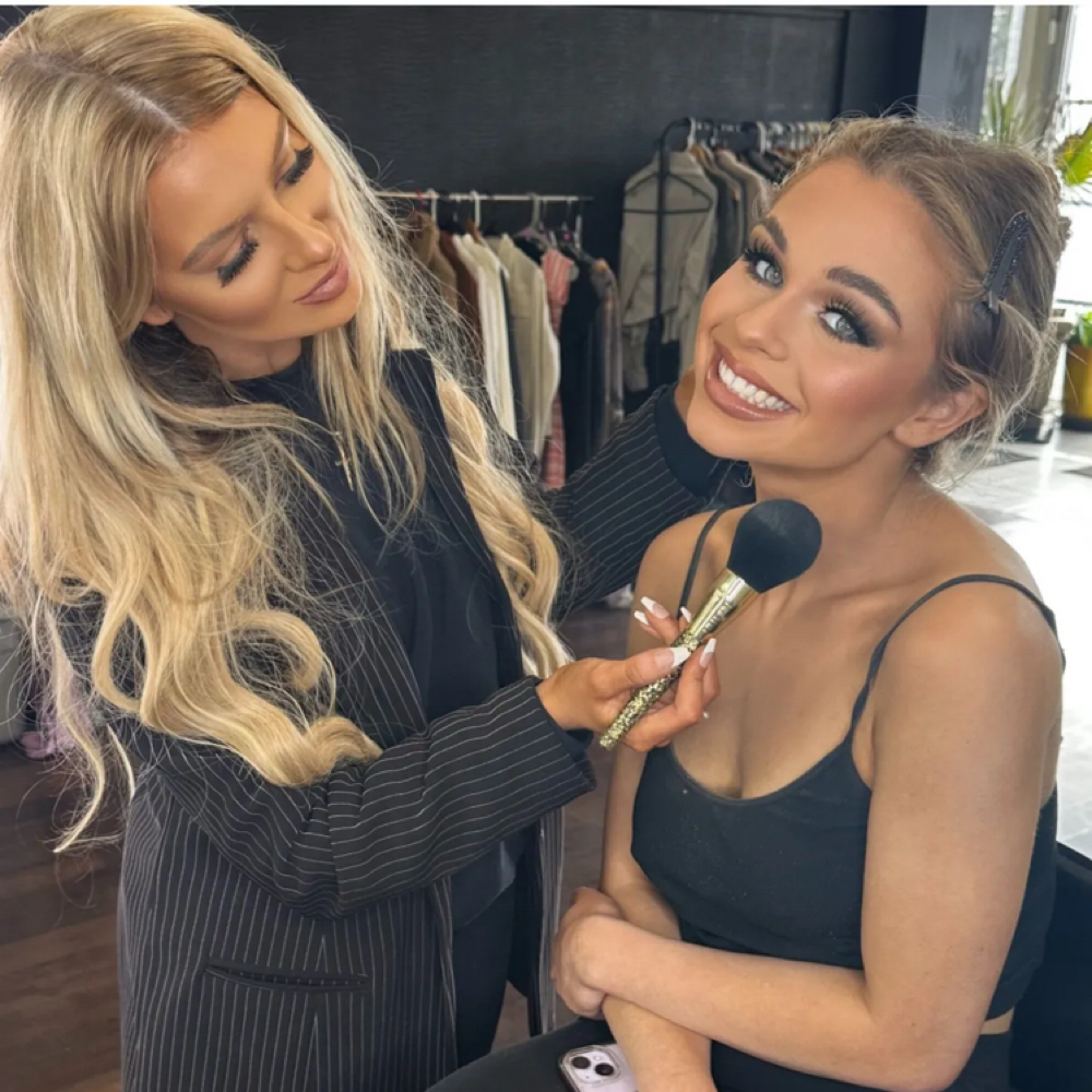 Mentoring💋in-person Makeup Lessons at HOLLY MICHELLE MAKEUP & BEAUTY in Loves Park, IL