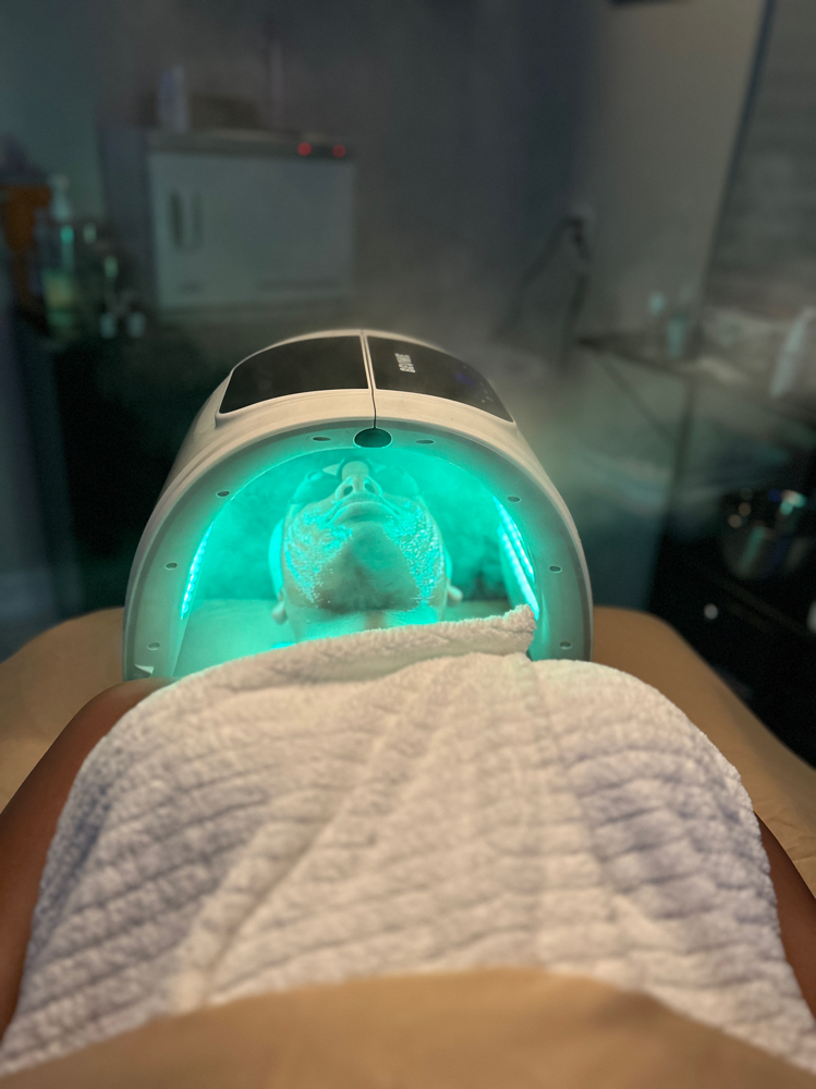 LED Facial