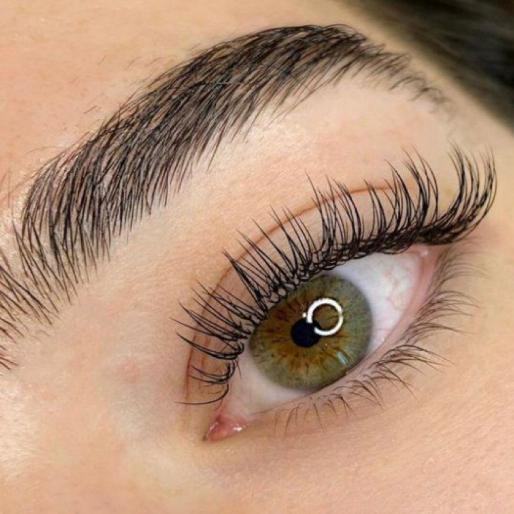 Classic Lash Extension Full Set at The Beauty Lab in Williamsville, NY