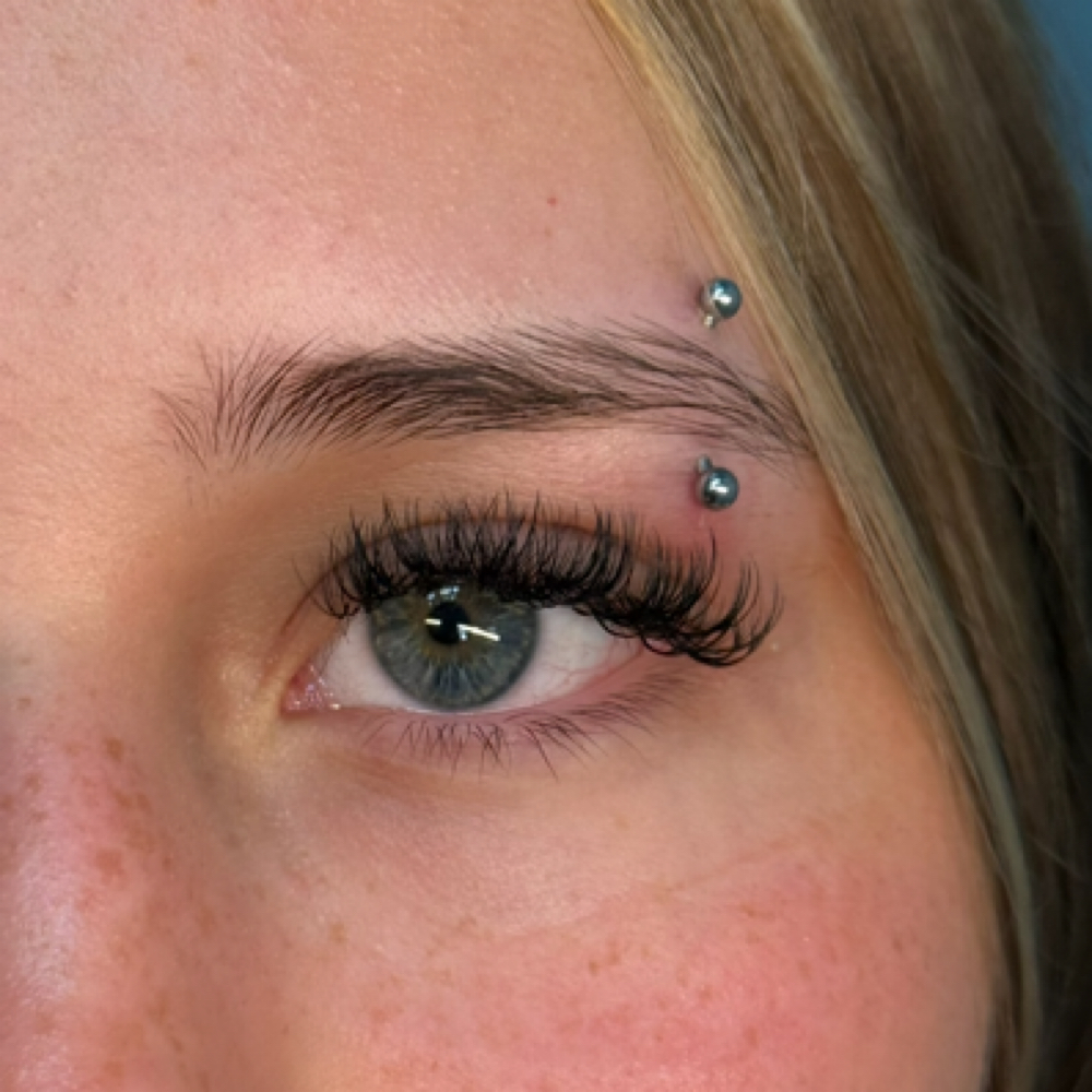 Hybird Set (3 Week Fill) at Lashes By Jas in Oshkosh, WI
