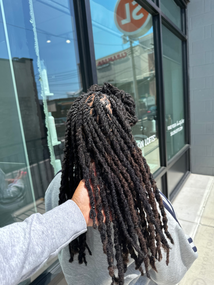 Long Locs Retwist & Style