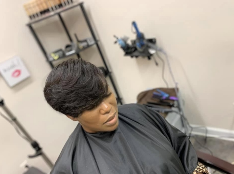 Shampoo/Flat Iron at The Beauty Bar in Rocky Mount, NC
