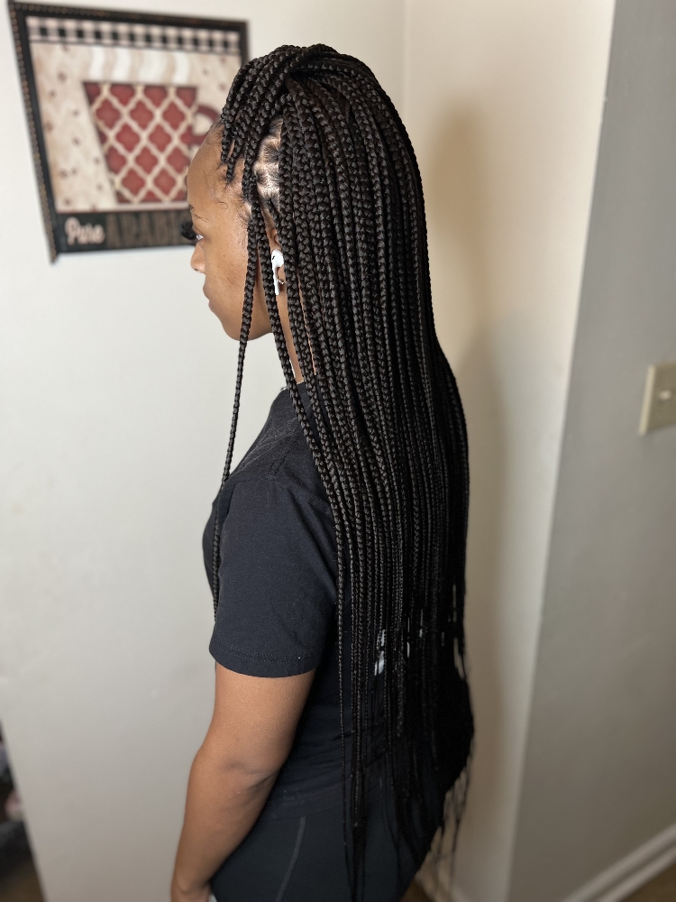 Extended Medium Knotless Box Braidz