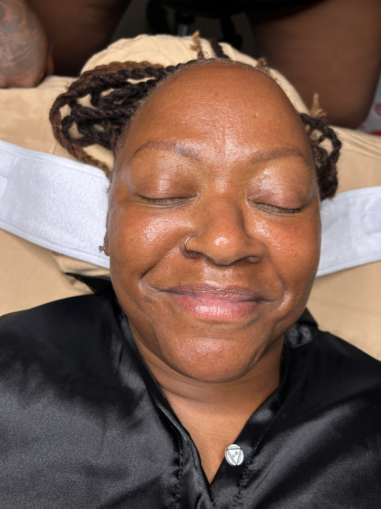 Serene Deluxe Facial