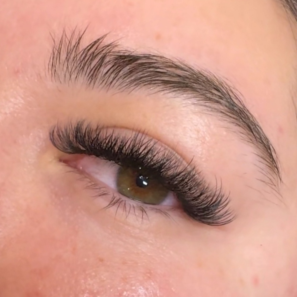 Volume Lashes