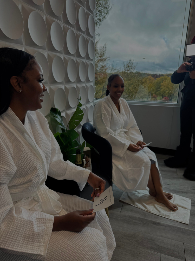 Friendsgiving Experience