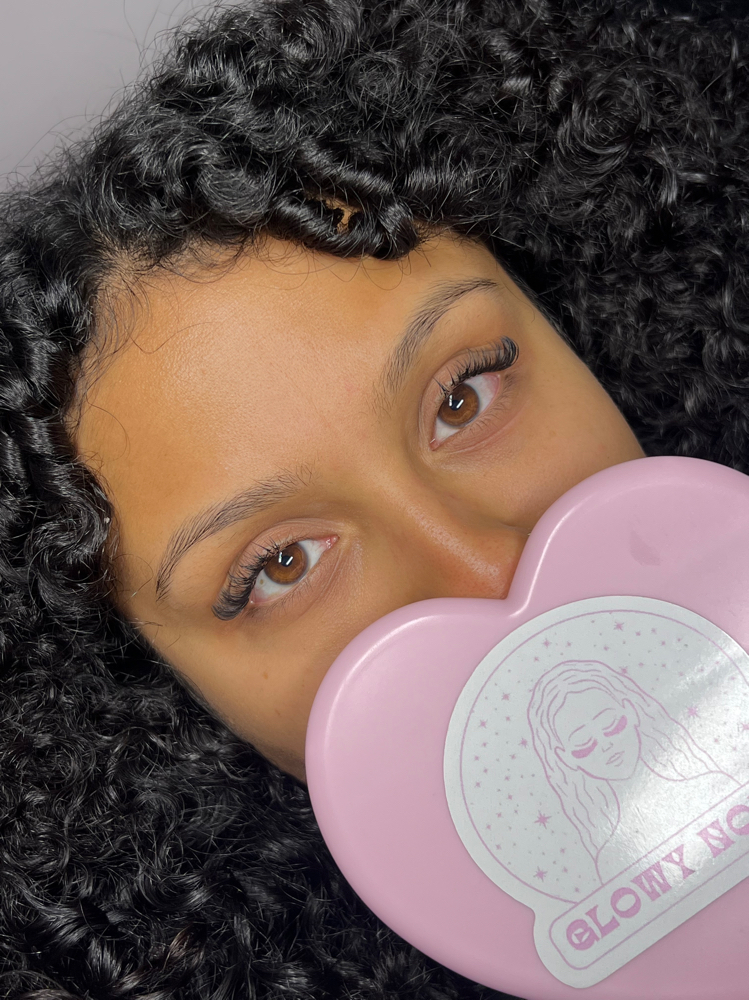 Full Set Of Classic Lash Extensions