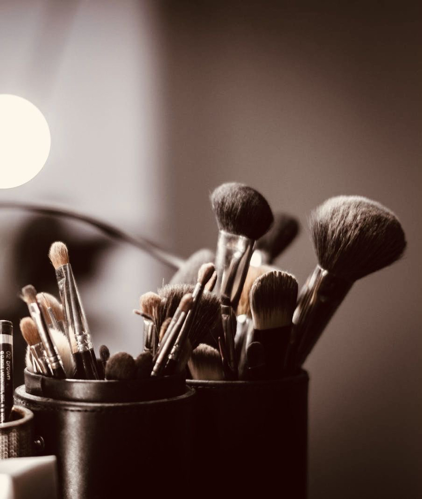 Make Up Application