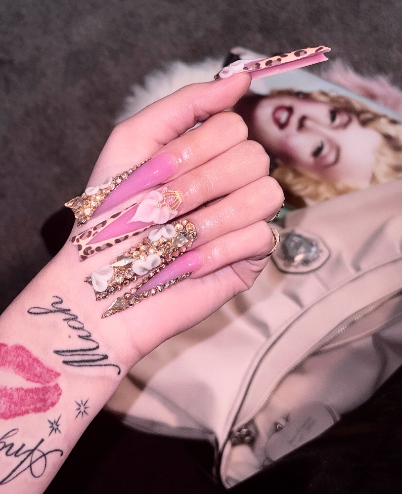 𝐗𝐗𝐋𝐎𝐍𝐆 𝐒𝐄𝐓