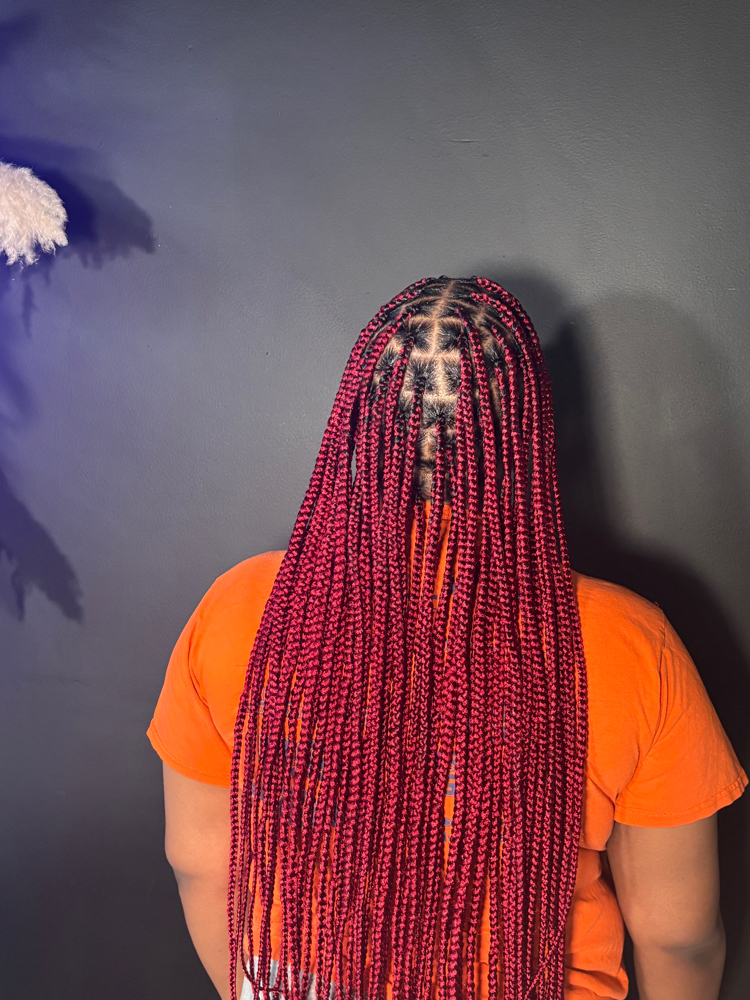 Regular knotless at Heir Paradise in Byron, GA