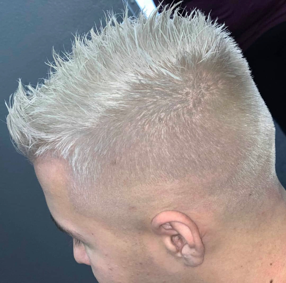 Men’s Cut And Blonding