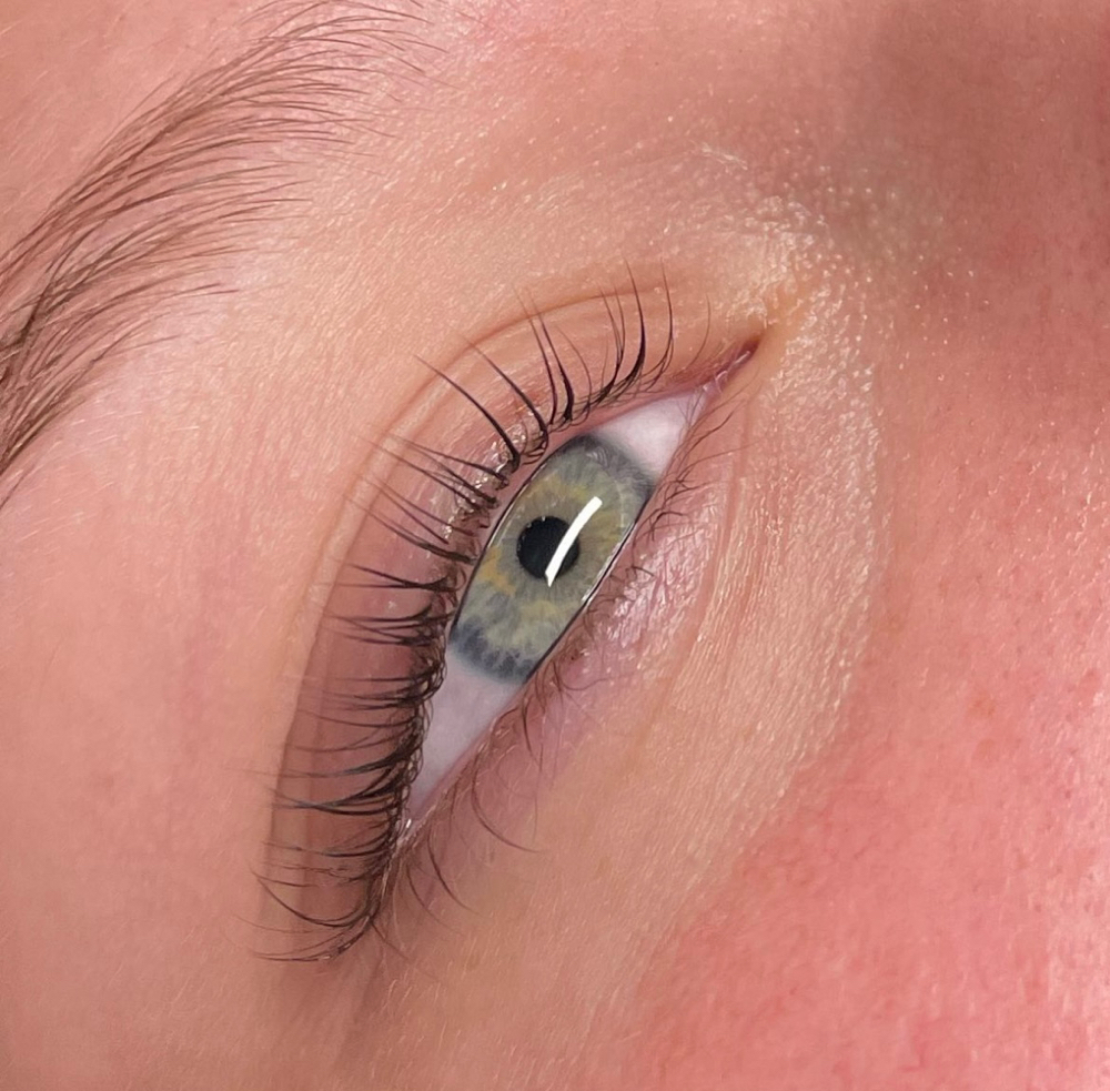 Lash Lift And Tint