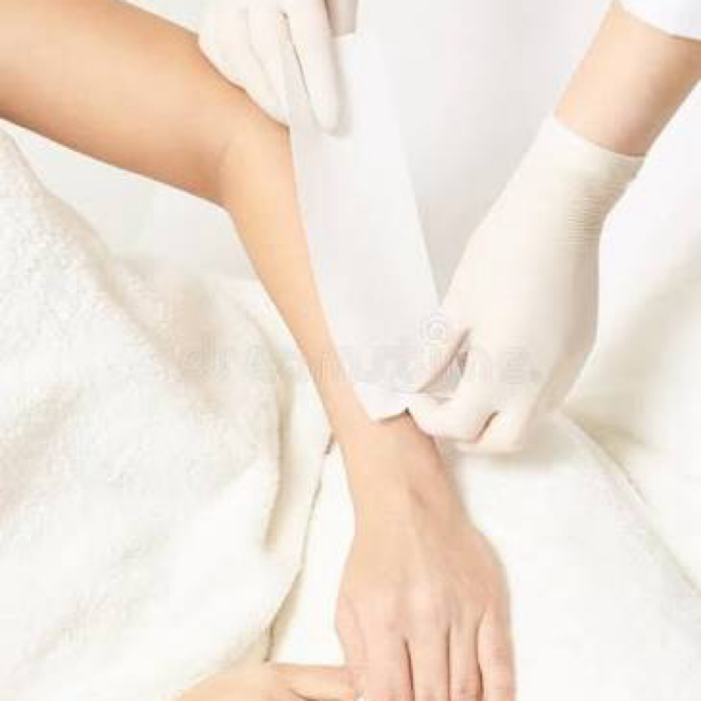 Half Arms at WaxLand & BodySculpting in Los Angeles, CA