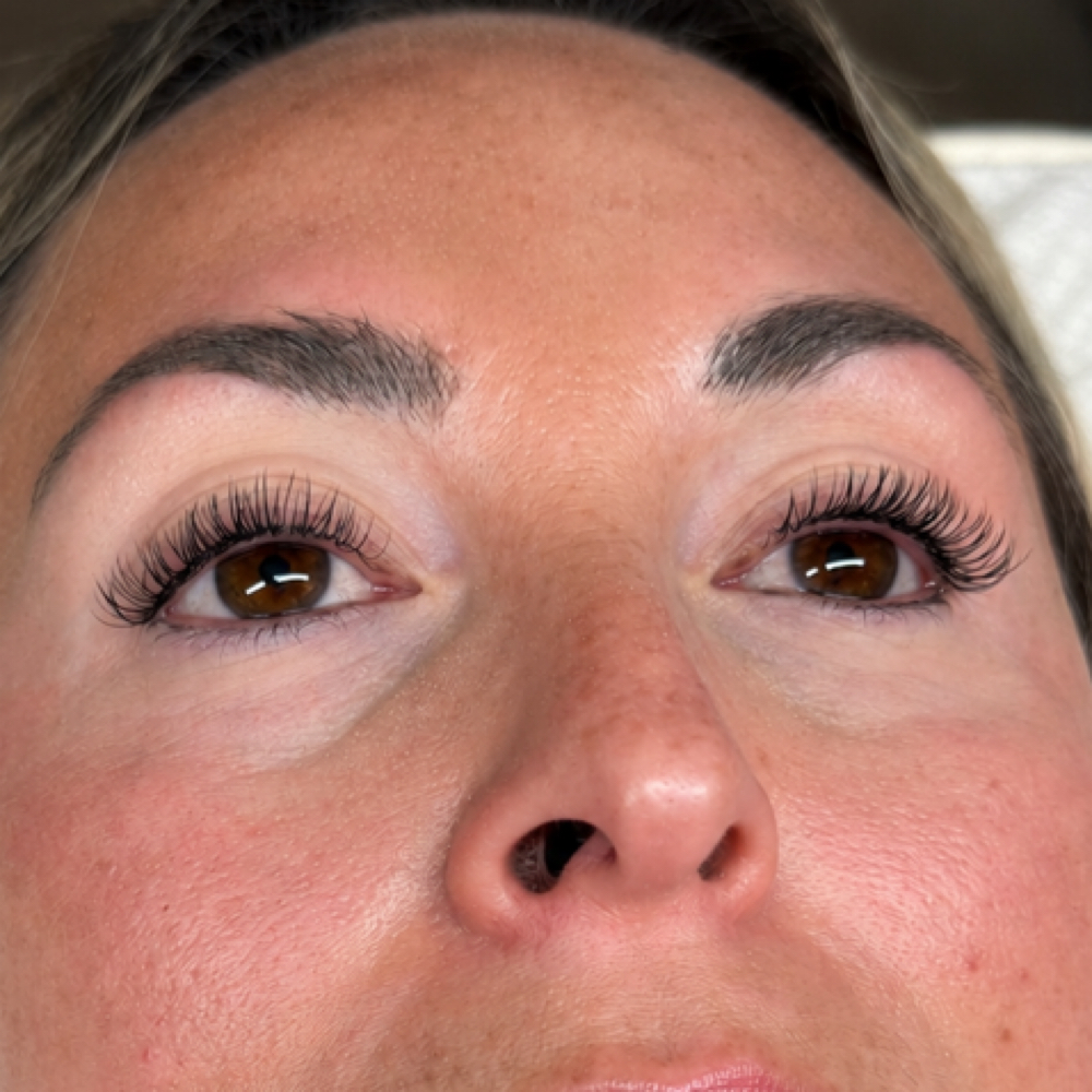 Classic Fullset at Lash & Brow Angels in Alpharetta, GA