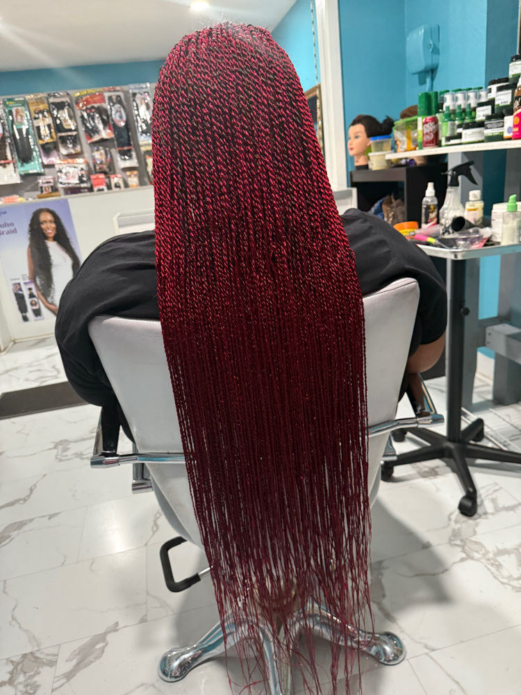 Small Butt Lingh Senegalese Twist