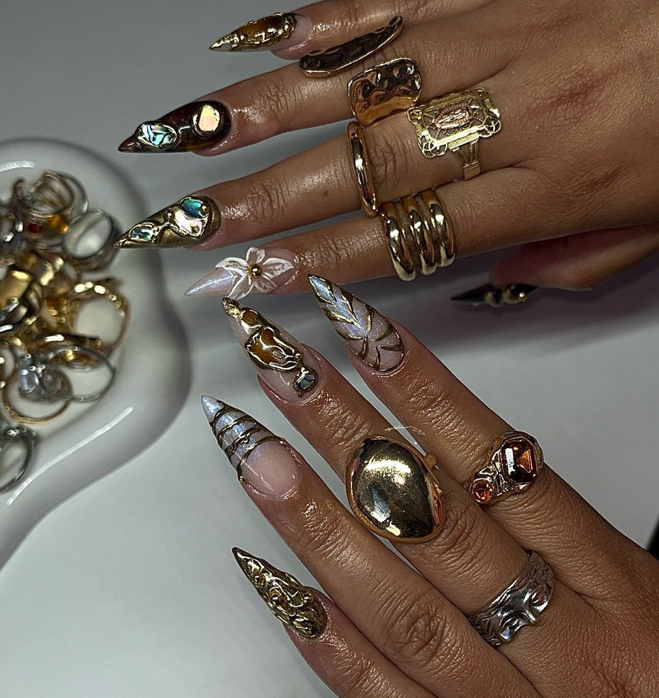 𝐅𝐮𝐥𝐥𝐬𝐞𝐭 + 𝐒𝐨𝐚𝐤 𝐎𝐟𝐟 at DivineBeautyNailz in Dodge City, KS
