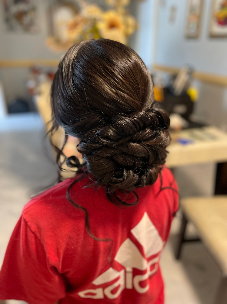 Forml Updo/Up-style at Zemiiglambeauty in Whiteville, NC