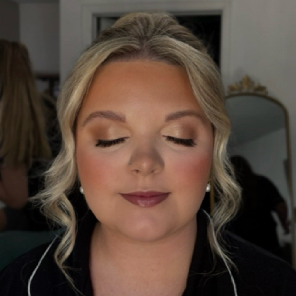 Full Glam at FoiledbySam in Johnson City, TN