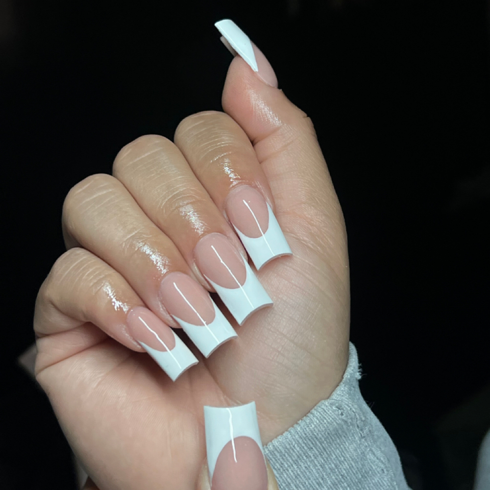 Medium Set at Darling Nailsz in Commerce City, CO