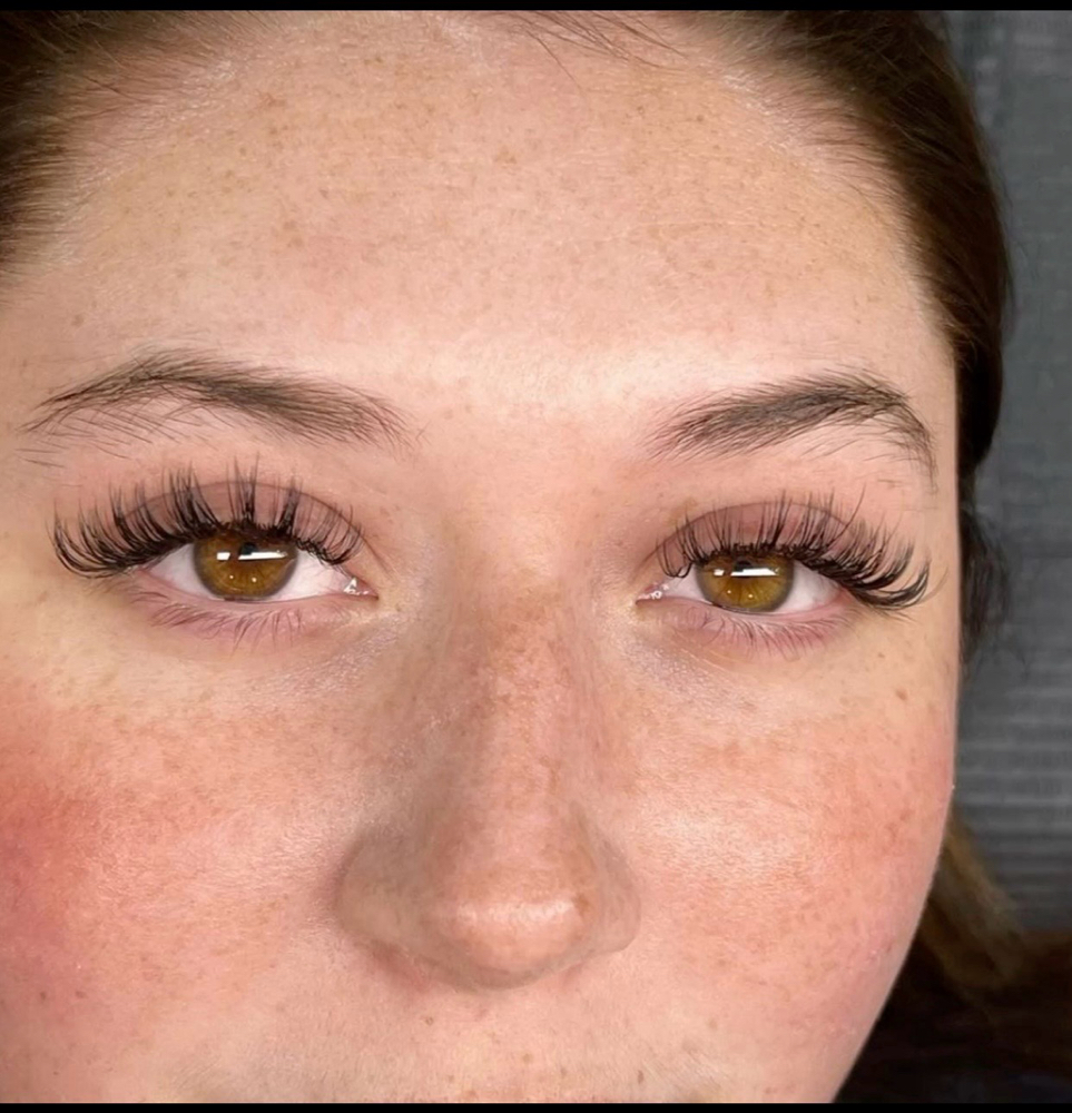Hybrid Lash Extentions at Highbrow Beauty Bar in Pinellas Park, FL