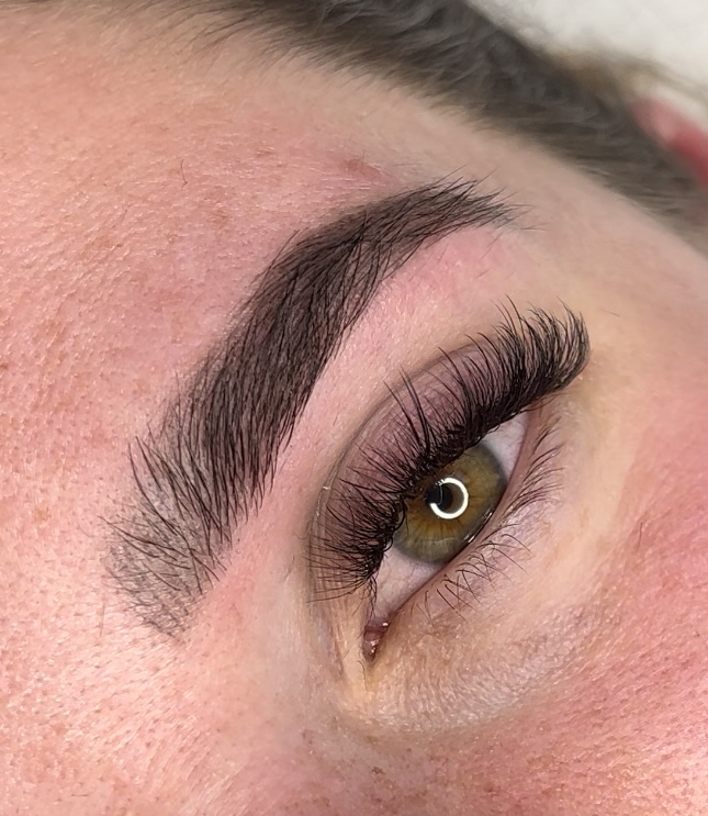 Brow Shaping & Tinting