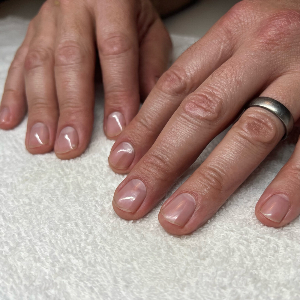 Shiny Buff Manicure