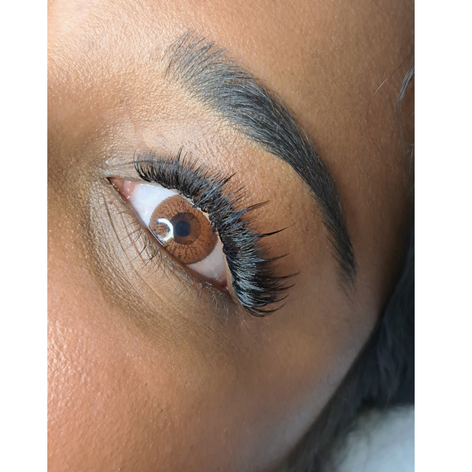 Lash Clusters at Luxe Lines and Lips, PLLC in Halls, TN