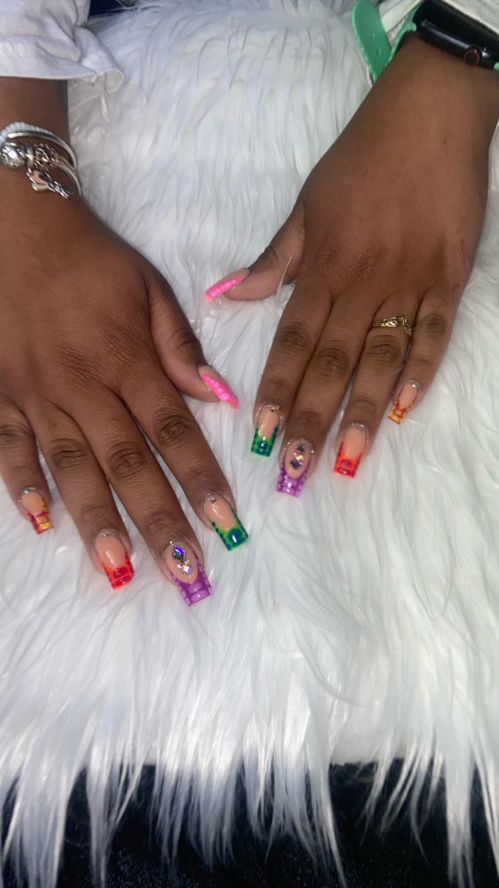 Medium Full Set at Cashinae’s in Dayton, OH