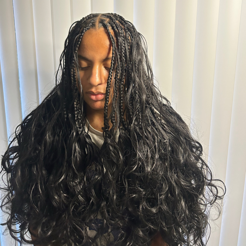 French Curl Braids at Dion’s Overflow in Youngstown, OH