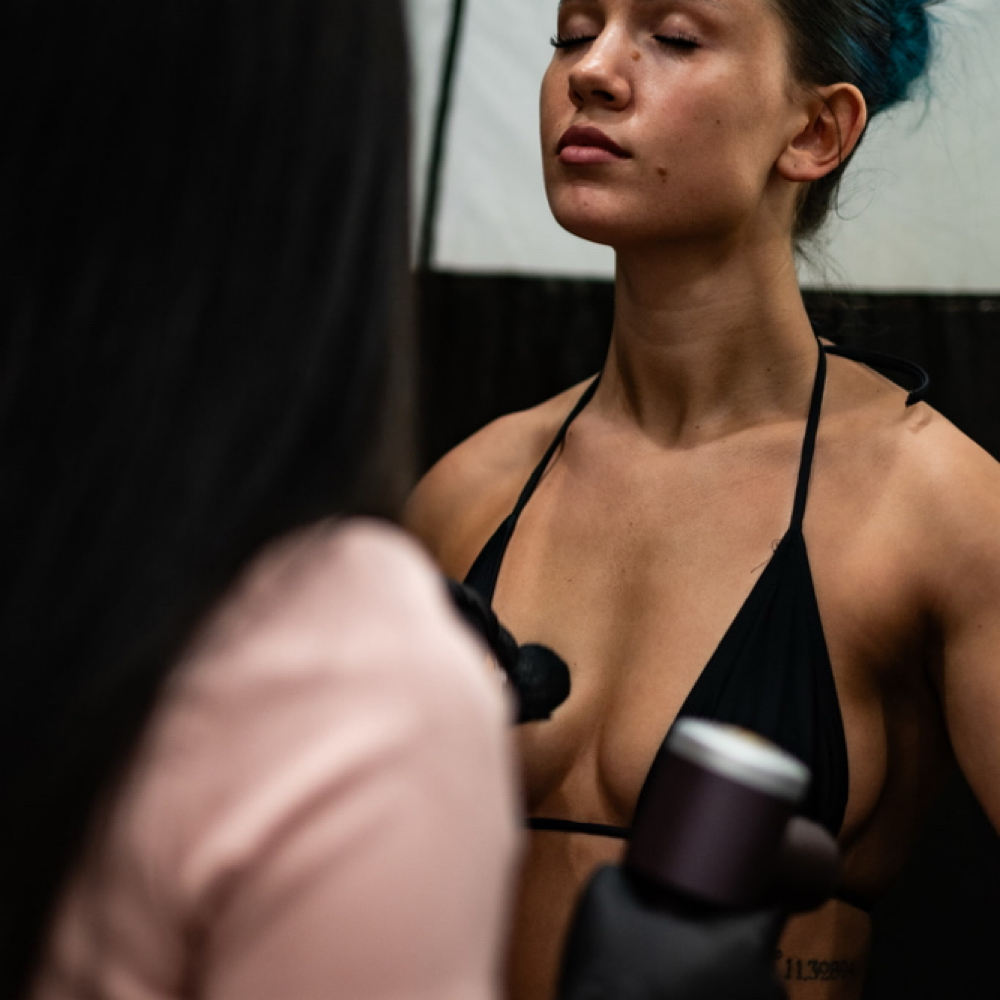 Custom Glow Spray Tan at Seymore Beauty in Columbus, OH