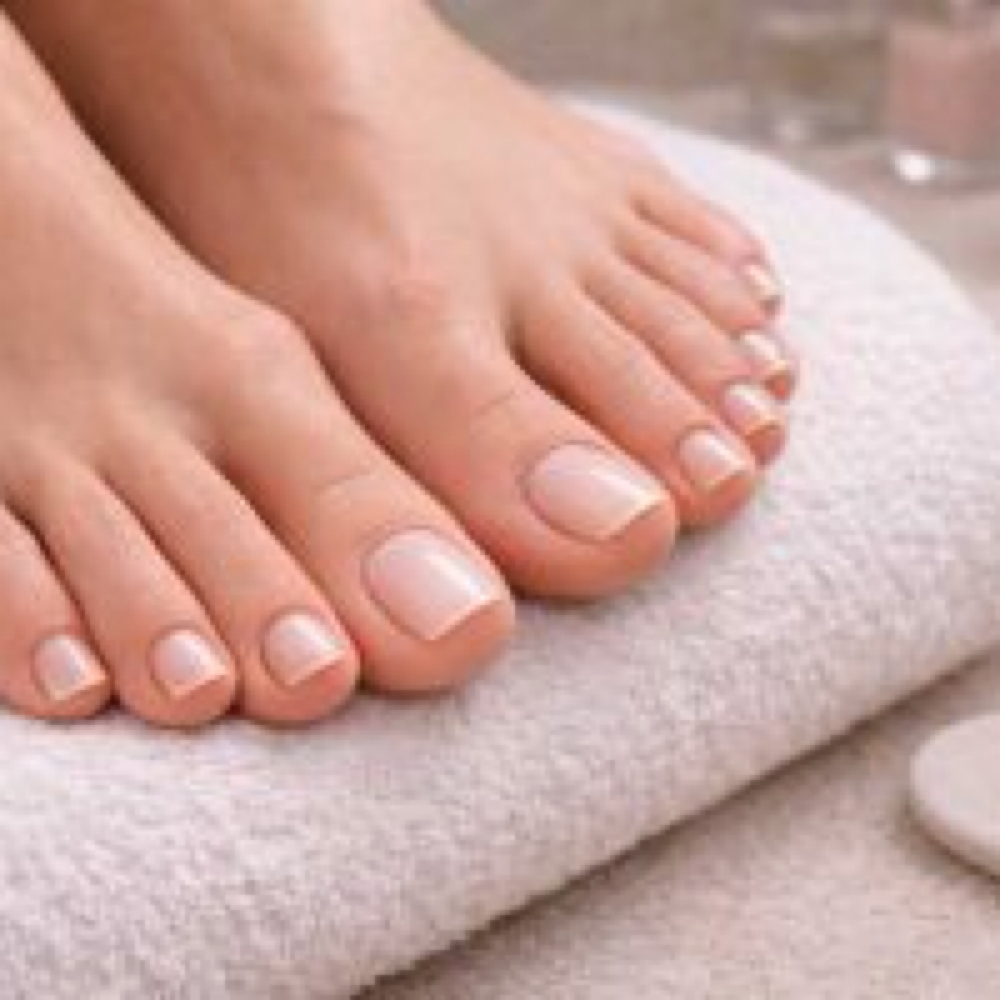 Regular Pedicure / Pedicura Regular at Angie’s Glam Station in Chula Vista, CA