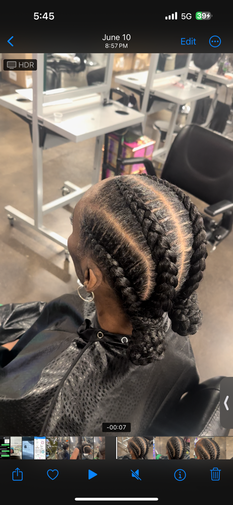 Feed-In Braids at Oshi Wrote My Roots in Dallas, TX
