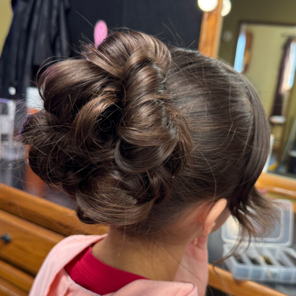Updo at Glow Up By Sydney in Cameron, MO