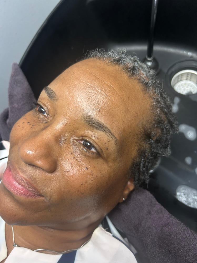 Eye Brow/facial Waxing at The Naturlist Locd Queen in Indianapolis, IN