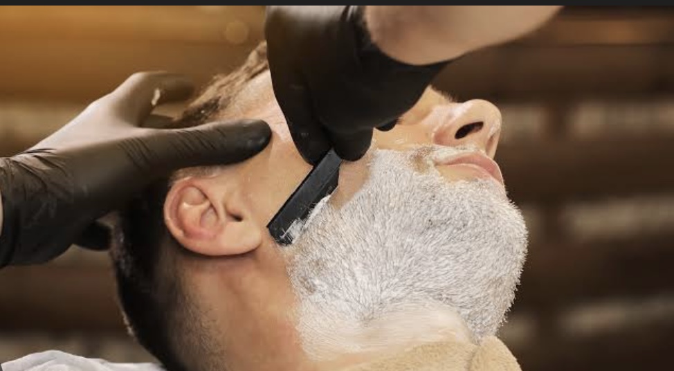 Hot Towel Facial Shave