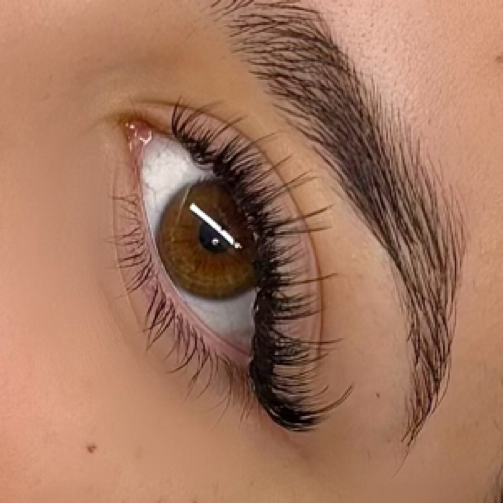 Wispy Hybrid 2-3 Week Refill at R Method Esthetics LLC in Methuen, MA