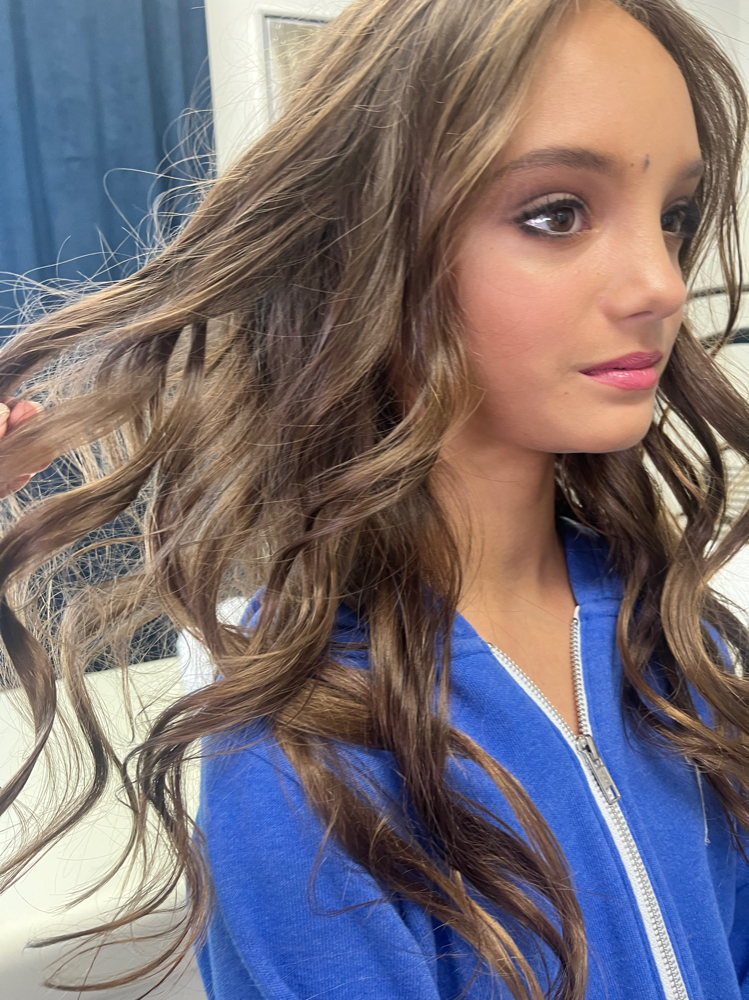 Teen Makeup Lesson (Age 12-17)