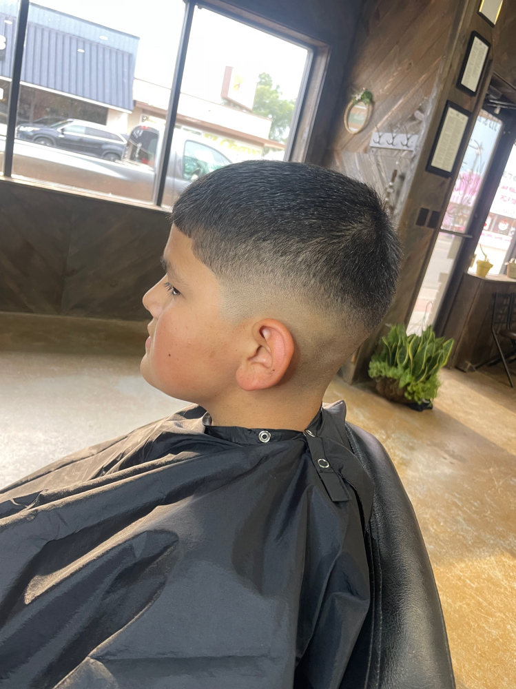 Mens/boys Cut And Line Up