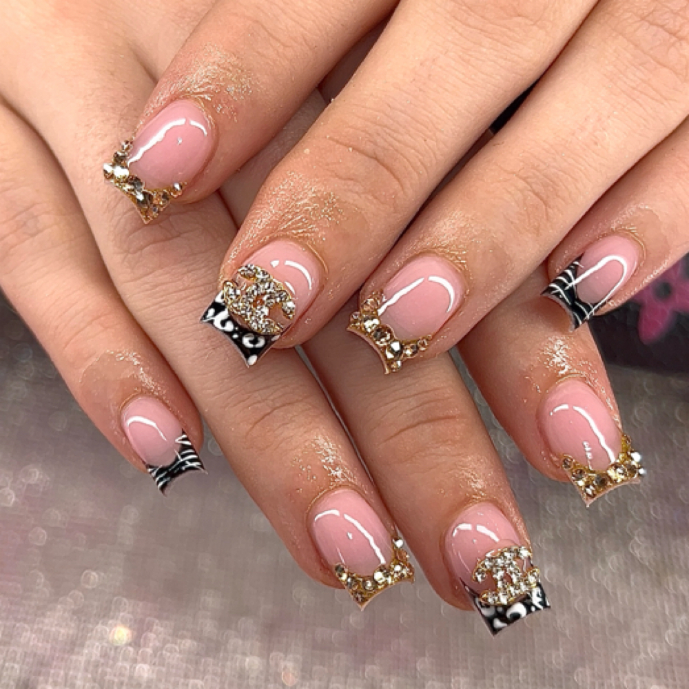 Short Acrylic Set (0-2 magnets) at Alyssa Acrylics in Silex, MO