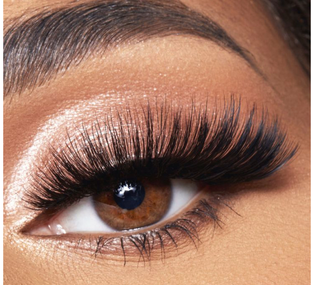 Volume Lashes at Hidden beauty by luz in Tampa, FL