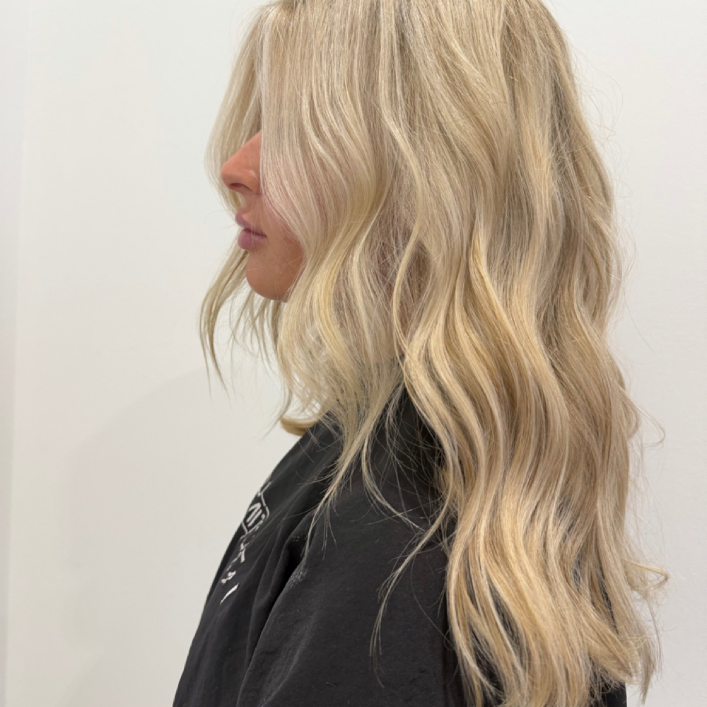 Full Highlight at HAIR BY TAYLOR B in Bryant, AR