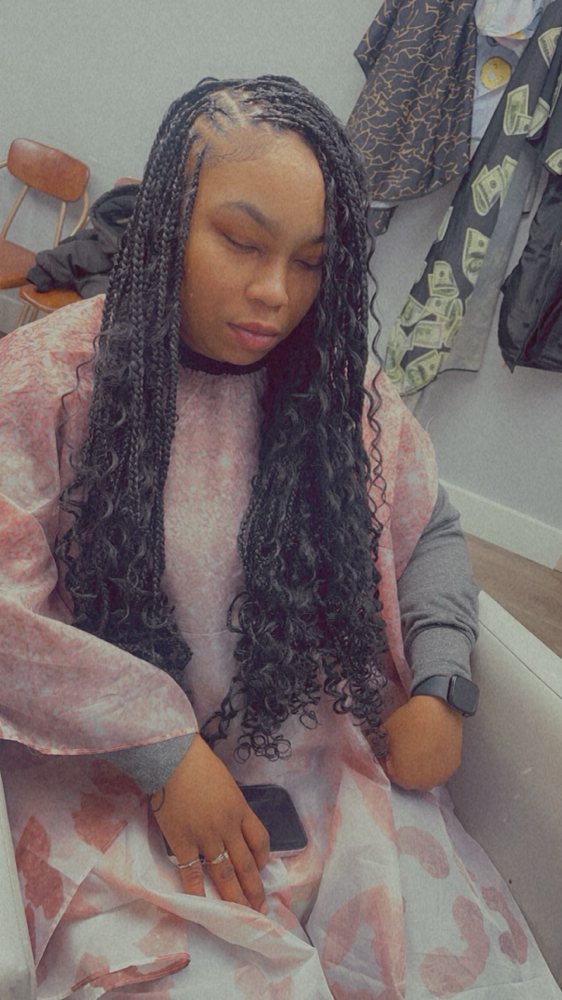 Small Half Feed In Half Knottless