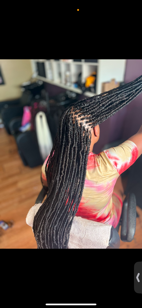 Small Soft Locs
