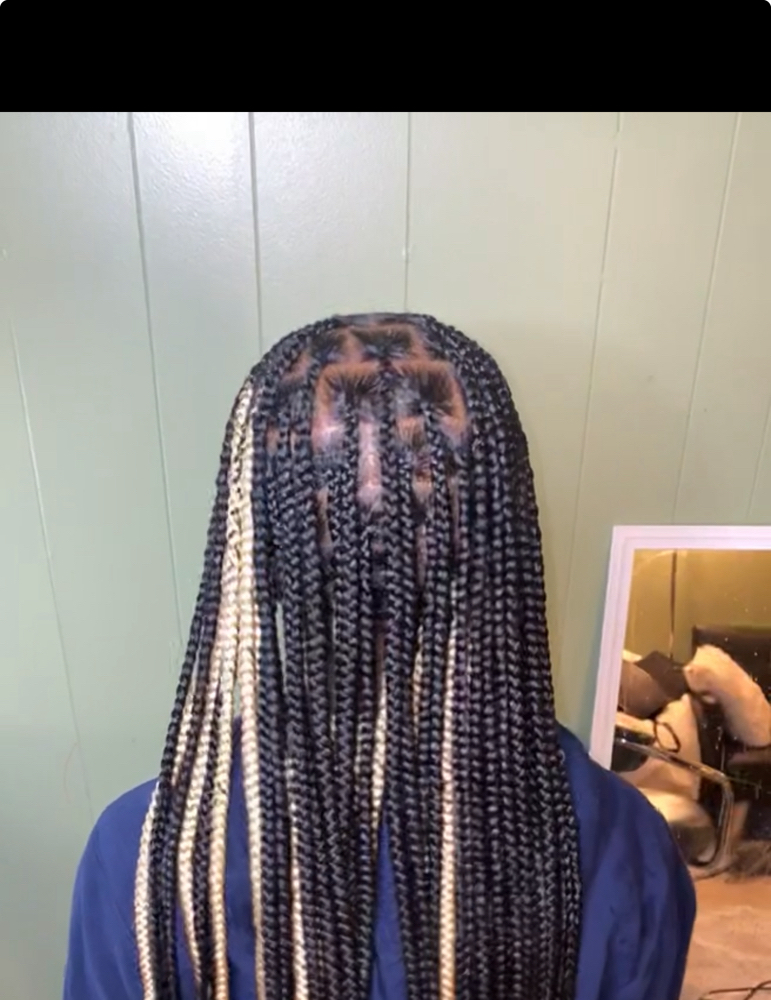 Medium Buttlength Knotless
