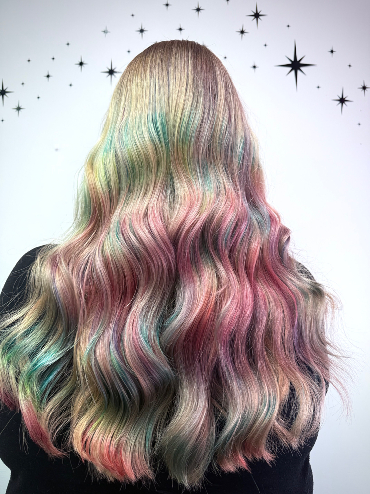 HOMECOMING CURLS at Nat The Stylist LLC in Janesville, WI