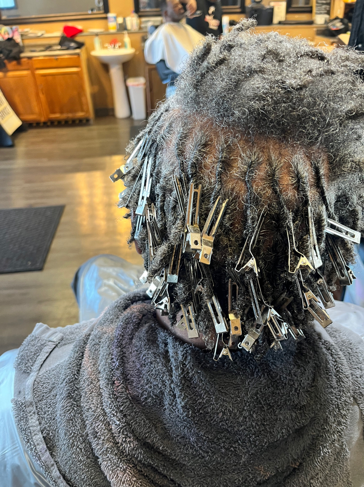Starter Locs at Innovative Hair Studio in Cincinnati, OH