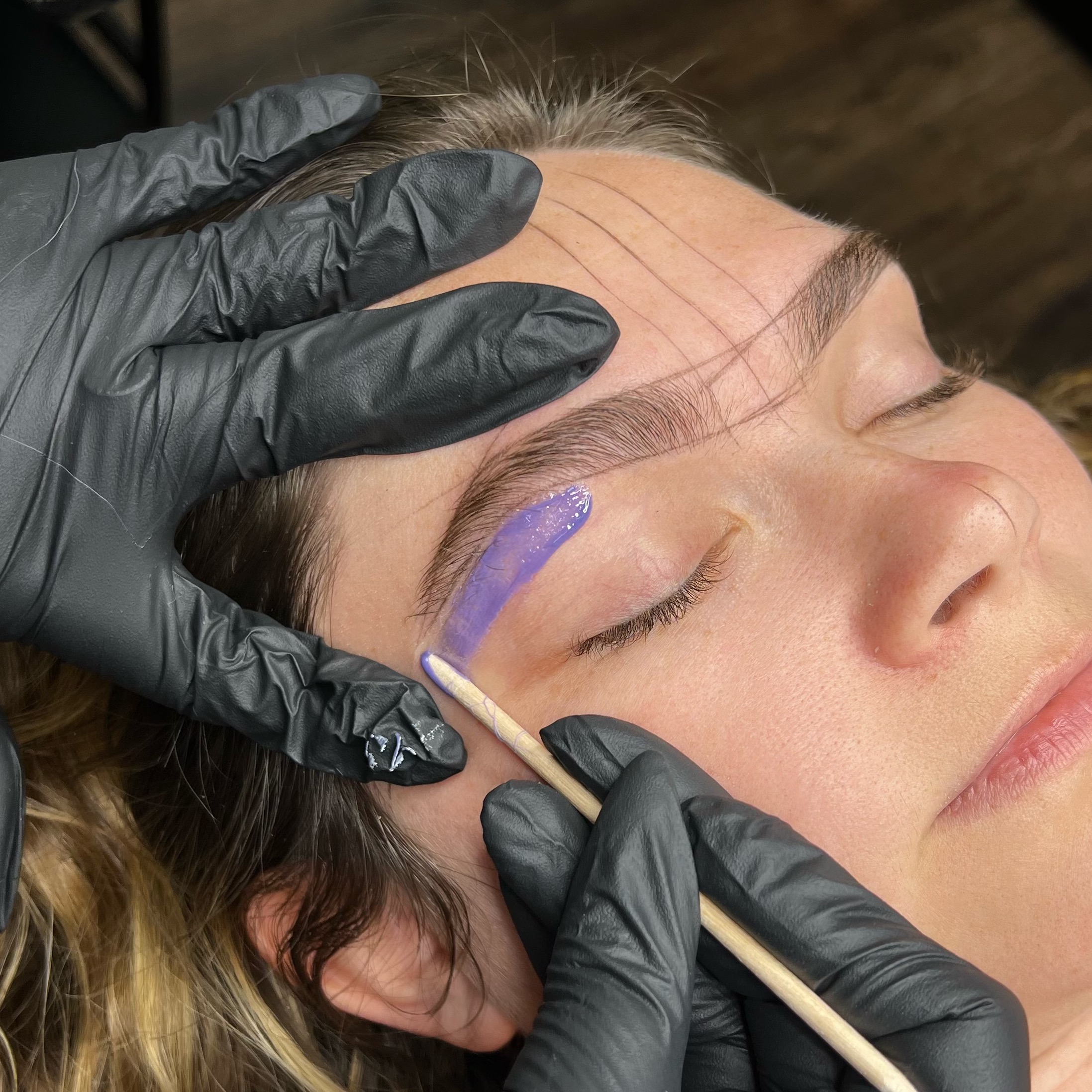 EYEBROW WAX