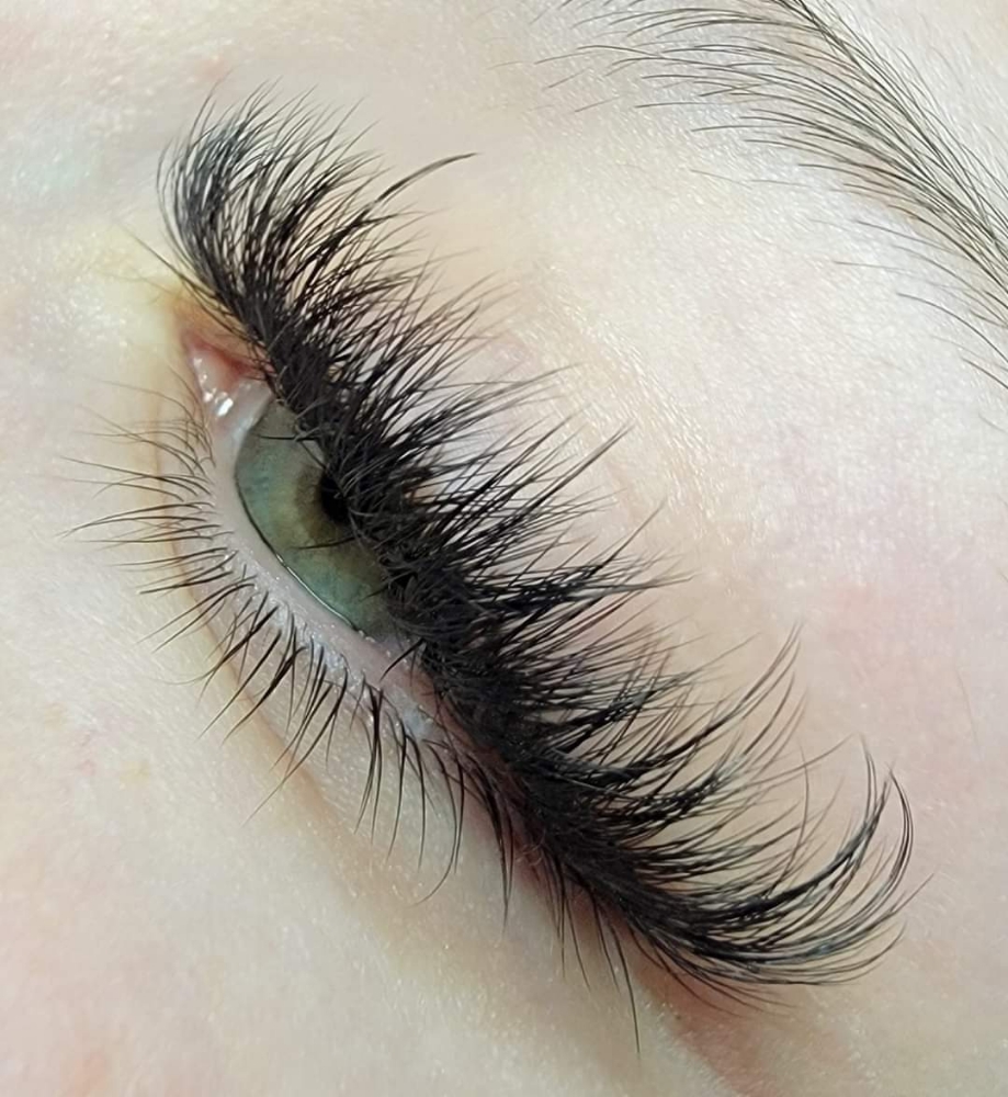 Full Set Volume Lash Extensions