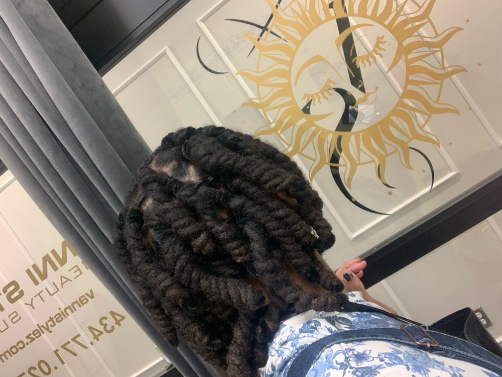 Loc Retwist & Pipe Barrell Curls